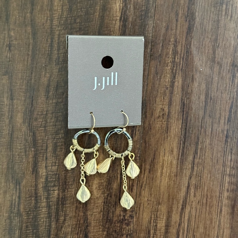 J.jill Earring size 1.5”